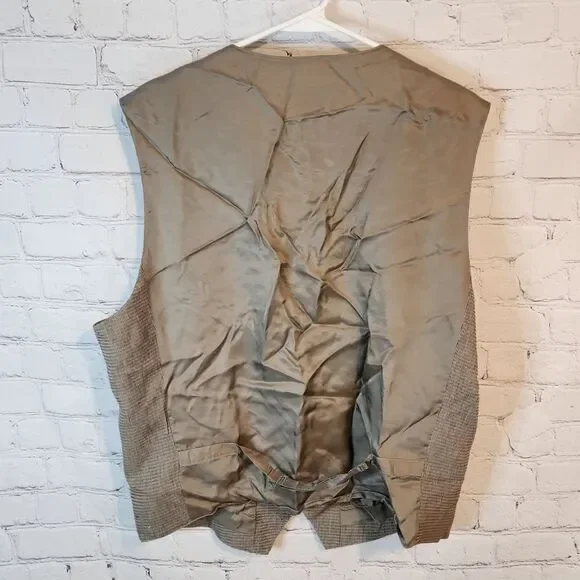 Men's Perry Ellis suit vest, size Large - Picture 4 of 4